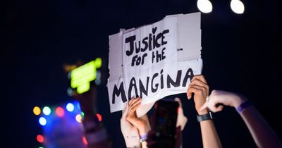 Moment Lewis Capaldi spots fans holding 'justice for mangina' sign in Glasgow crowd