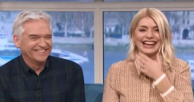 Holly Willoughby apologises to guest for losing composure as Phil gives her a telling off