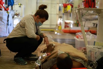 "Go further north!" Italy exasperates migrant rescue boats