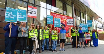Striking city centre workers strike 10% pay deal victory