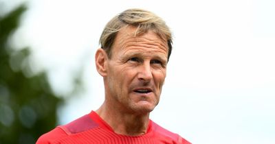 ‘A tough period’ - Teddy Sheringham sends West Ham message over David Moyes’ future