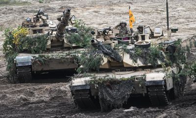 U.S., Germany pledge tanks to Ukraine, signaling heavy fighting ahead