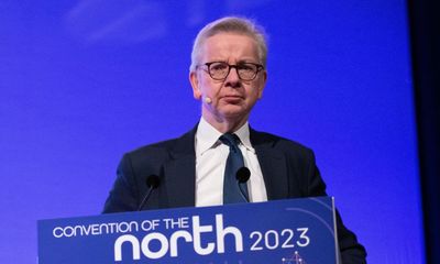 Michael Gove briefly meets one mayor at northern conference