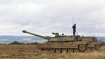 French politicians and generals weigh up plans to send Leclerc tanks to Ukraine