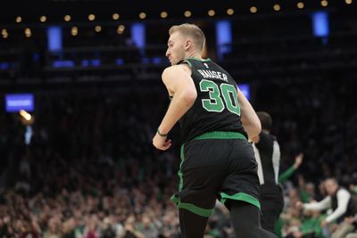 What can Sam Hauser do to get back in rhythm for the Boston Celtics?