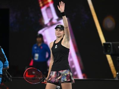 Rybakina, Sabalenka set up Open final