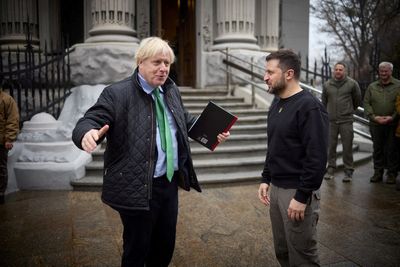 Zelensky blow to Boris comeback bid: I wouldn’t back him for PM - I’m friends with Rishi