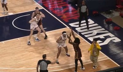 The UberEats guy who interrupted Duquesne’s men’s hoops game might, shockingly, have been fake