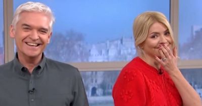 Holly Willoughby 'swears' live on This Morning before storming off camera