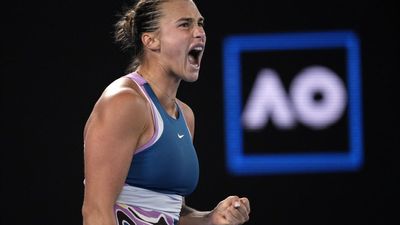 Sabalenka powers past Linette into Australian Open showdown with Rybakina