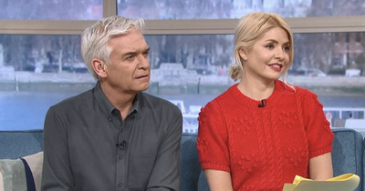 This Morning viewers spot tension between Holly Willoughby and Phillip Schofield after 'queue' remark