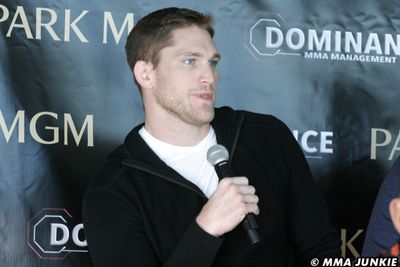UFC veteran Todd Duffee signs with KSW, challenges heavyweight champ Phil De Fries on Feb. 25