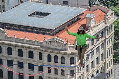 Brazilian tightrope walker sets new record over Sao Paulo