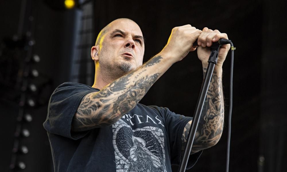 Pantera shows cancelled after frontman’s Nazi salute…