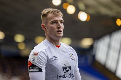 Southampton sign full-back James Bree from Luton