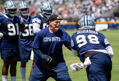 Cowboys DC Dan Quinn informs interested suitors that he’s staying in Dallas