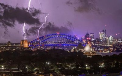 ‘Stay away from windows’: Wild storms to hit SE Australia
