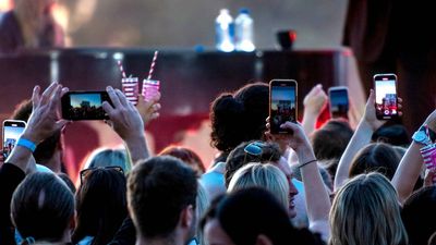 Influencer crackdown in full swing as ACCC sweeps social media for hidden ads, undeclared sponsored posts