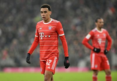 Bayern urged to 'wake up' as in-form Frankfurt looms