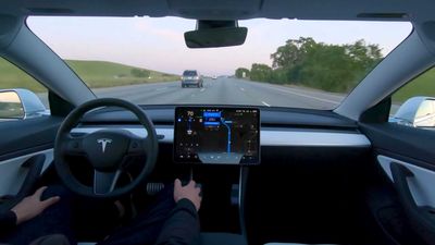 Elon Musk: Retrofitting New Autopilot Hardware “Not Feasible” On Current Models