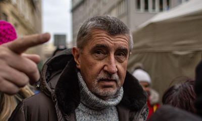 Barbs and beards from Babiš as crunch Czech election test looms