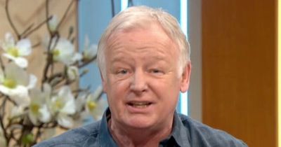 Les Dennis transformed into 'deranged Jack Nicholson' in BBC's Death in Paradise