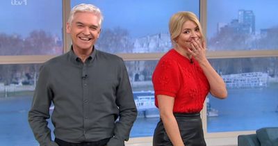 This Morning's Phillip Schofield makes cheeky 'queue' comment at Holly Willoughby