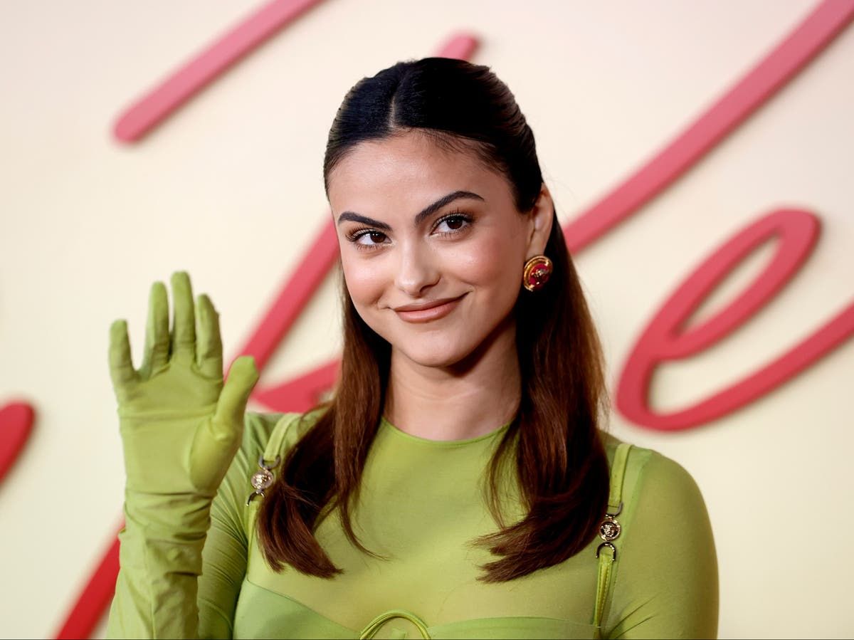 Camila Mendes Opens Up About Dealing With Eating…