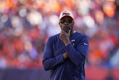 Broncos RBs coach Tyrone Wheatley leaves team to coach college program