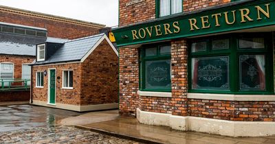 Coronation Street fans thrilled as soap legend announces cobbles return after three years