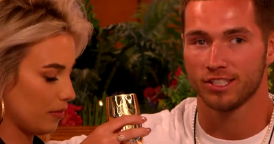 Love Island's Ron pulls Lana aside for a chat as his head begins to turn