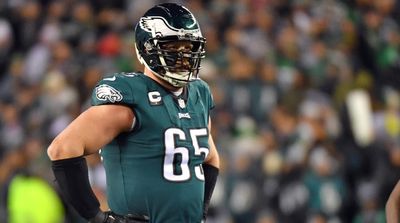 How Eagles’ Tackle Lane Johnson Eats 4,000 Calories and 300 Grams of Protein a Day