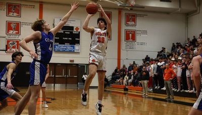 Sophomore Luca Carbonaro helps Wheaton-Warrenville South snap Geneva’s 15-game winning streak