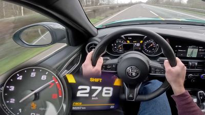 Alfa Romeo Giulia Quadrifoglio Tries To Hit Top Speed On Autobahn