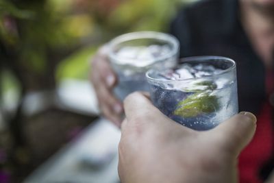 One key to aging well is enjoying a gin and tonic with a friend, according to this 86-year-old author