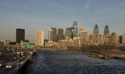 Philly Police Plan to Grease Poles Ahead of Eagles Game