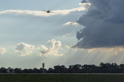 Ukraine in talks with allies about getting long-range missiles - aide