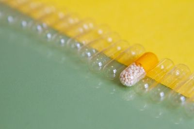 How does the placebo effect take hold? A doctor explains 2 influential factors