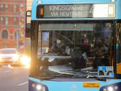 Sydney commuters told to 'brace for chaos'