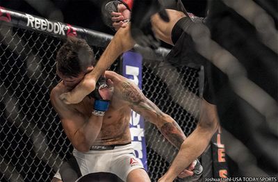 UFC free fight: Yair Rodriguez knocks out Andre Fili with insane switch kick