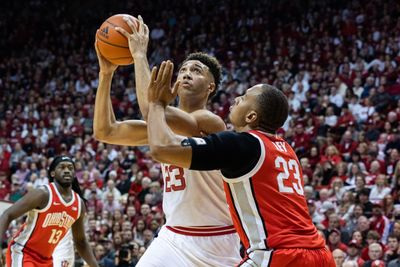 Ohio State hoops continues slide, loses at Indiana