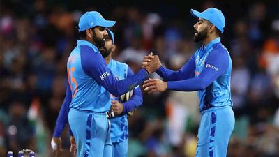 ODI World Cup: Ashwin asks fans to be patient with Virat Kohli and Rohit Sharma