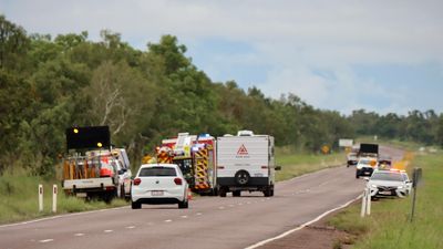 Woman, 19, dies in single-vehicle crash near Adelaide River south of Darwin, say Northern Territory Police