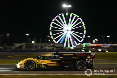 Daytona 24, Hour 9: Cadillac back in charge, scare for MSR Acura