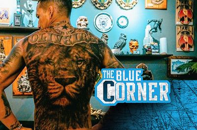 Former UFC champ Charles Oliveira reveals massive lion tattoo covering his entire back