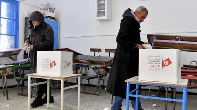 Tunisia's parliamentary run-off sees same low voter turnout of first round