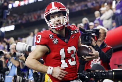 Georgia QB Stetson Bennett arrested on public intoxication charge