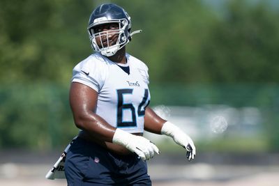 Nate Davis named a free agent Titans can’t afford to lose