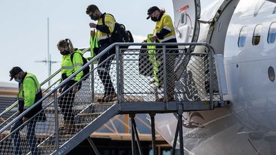 Lack of sleep reduces FIFO workers' alertness by 20 per cent on mine sites, study finds