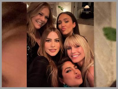 THESE photos of Priyanka Chopra chilling with Sofia Vergara, Jessica Alba, Heidi Klum, and Rita Wilson are simply unmissable!
